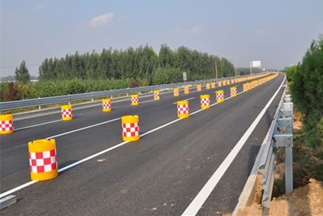 揭秘高速路不裝路燈的兩點(diǎn)真相，十年老司機(jī)才懂